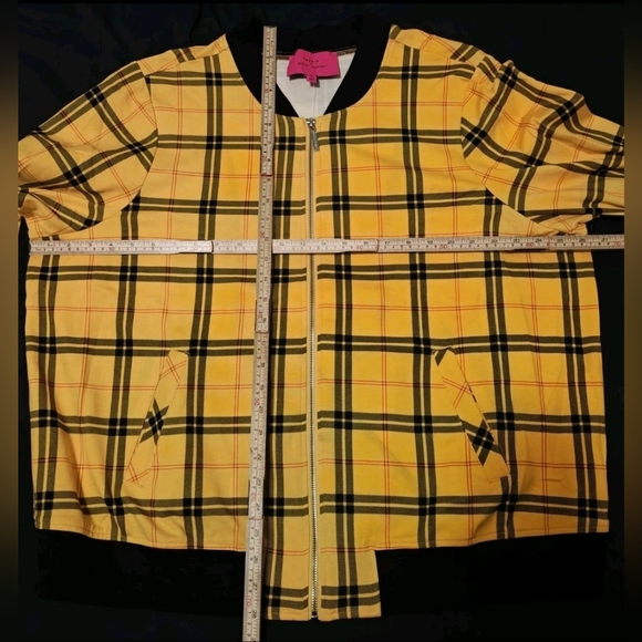 Torrid Betsy Johnson Bomber (3) & Pixie (3R) Luxe Ponte Pant Suit Yellow Plaid - Picture 3 of 15